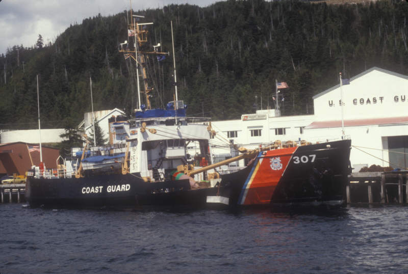 ak-03-09 CG bouy tender Ketchican